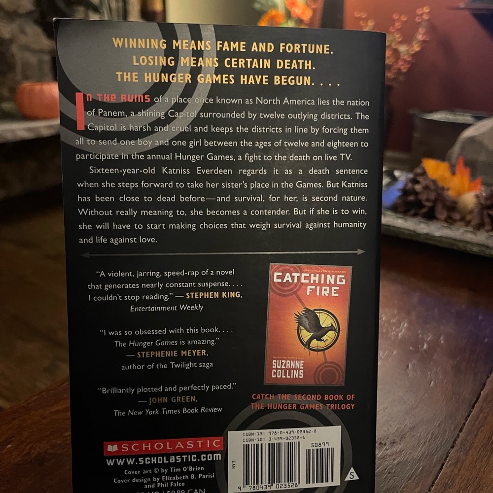 Complete bundled Hunger Games series Excellent GIFT 🎁❗️❗️❗️ - Picture 3 of 12